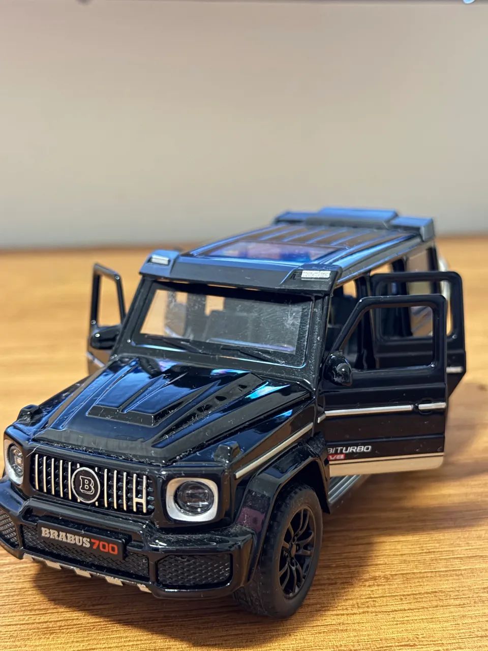 Miniatura 1:32 Metal Mercedes G63 Brabus