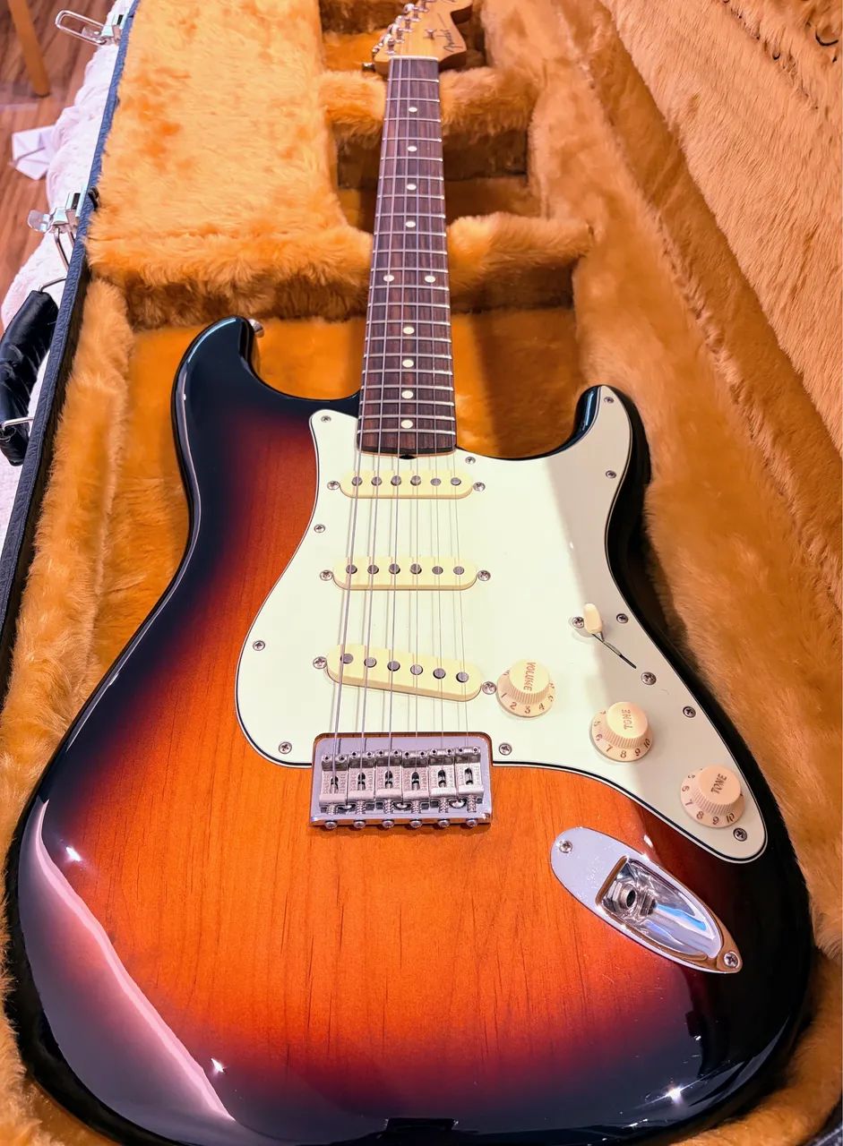 Fender Stratocaster Robert Cray Sunburst