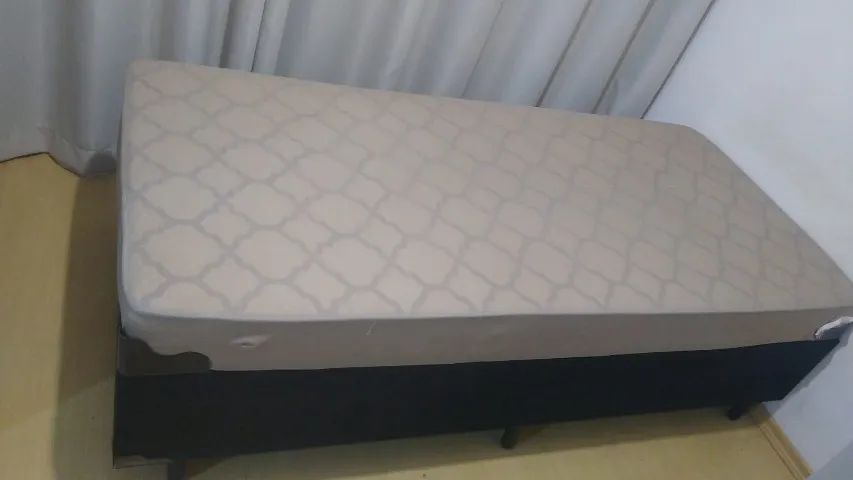 Box e colchão de solteiro (seminovo) - Foto 2