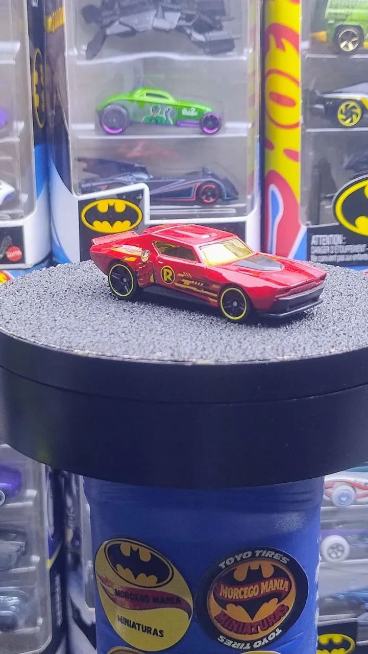 Batmóvel Hotwheels  R$ 30,00 cada - Foto 5