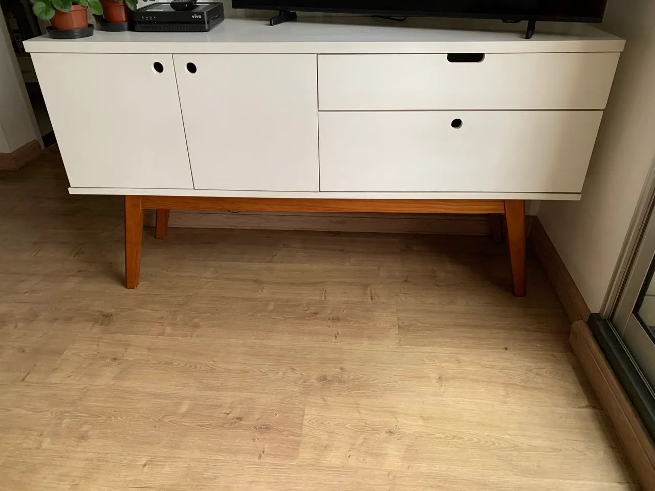 Buffet 3 portas e 1 gaveta - Tok Stok - Foto 4