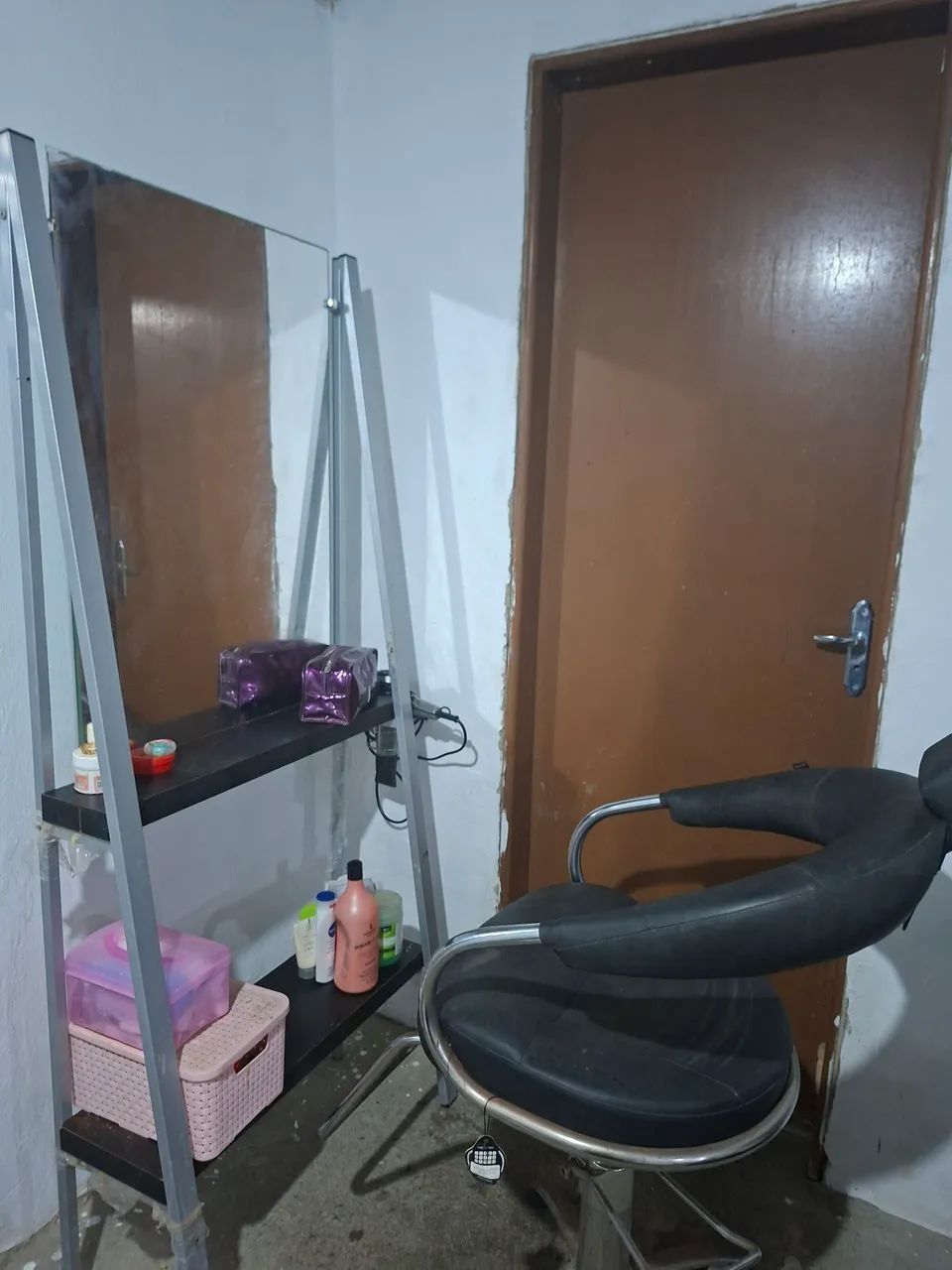 Vende se salao ee beleza