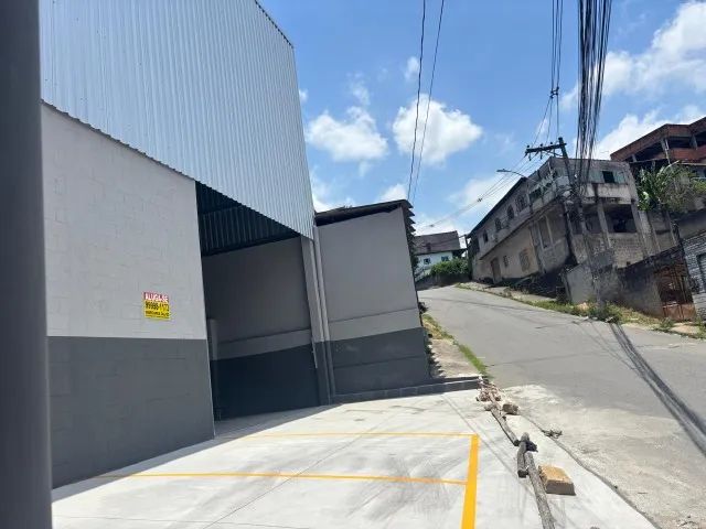 Alugo Galpão 460m², ótima oportunidade! - Foto 2