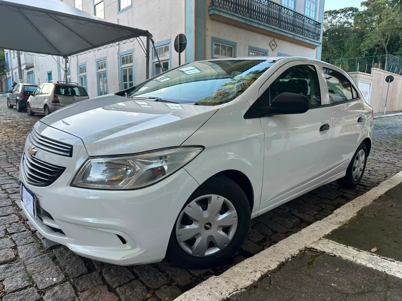 Chevrolet Onix JOY Hatch 1.0 8V Flex Mec. 4P 2018 - Foto 5