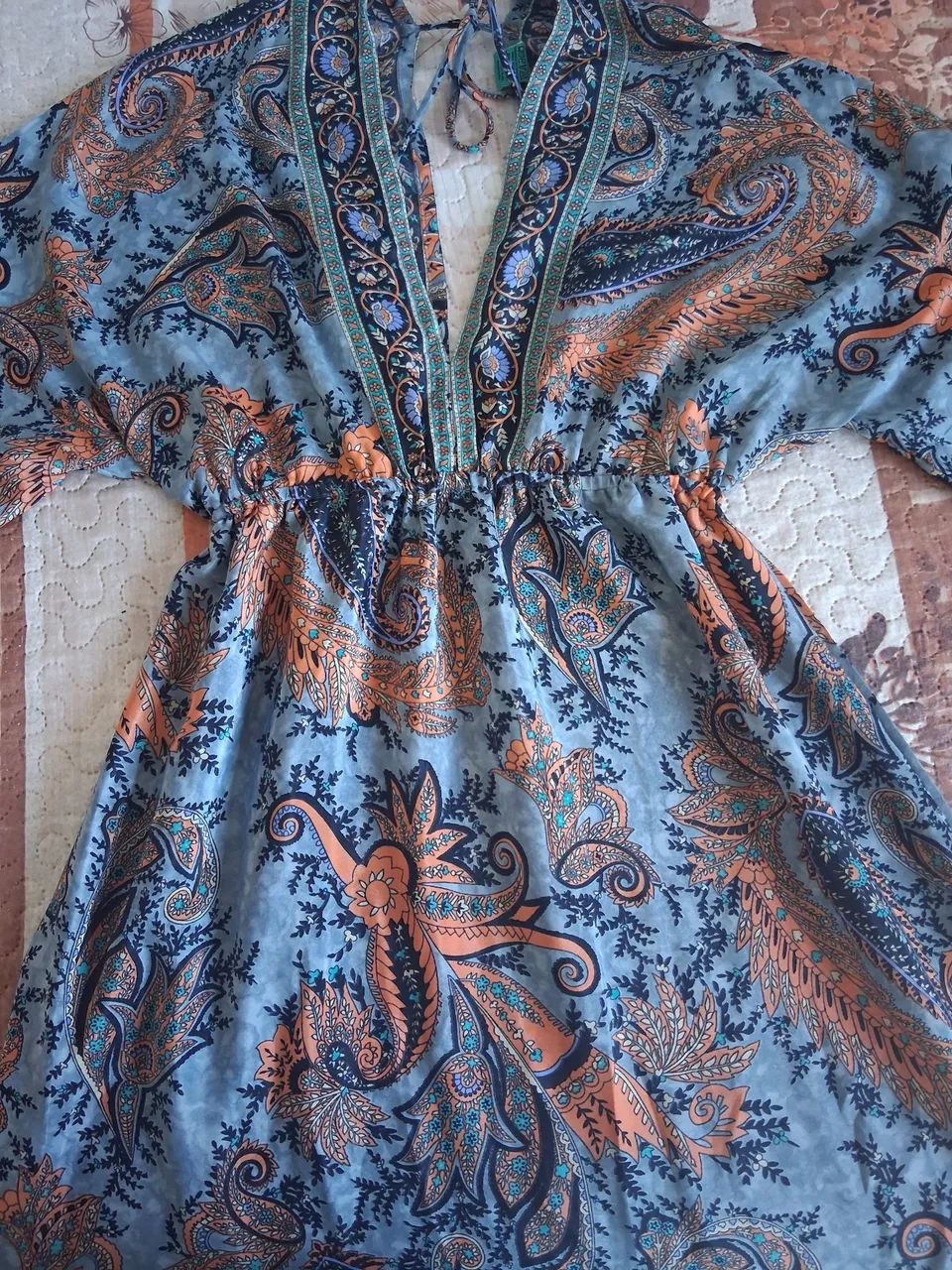 Vestido de Seda Colorido