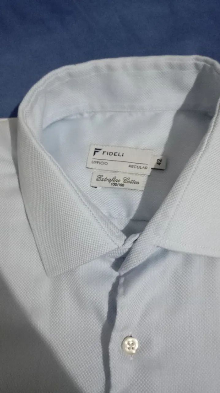 Camisa social azul com bolso  - Foto 2
