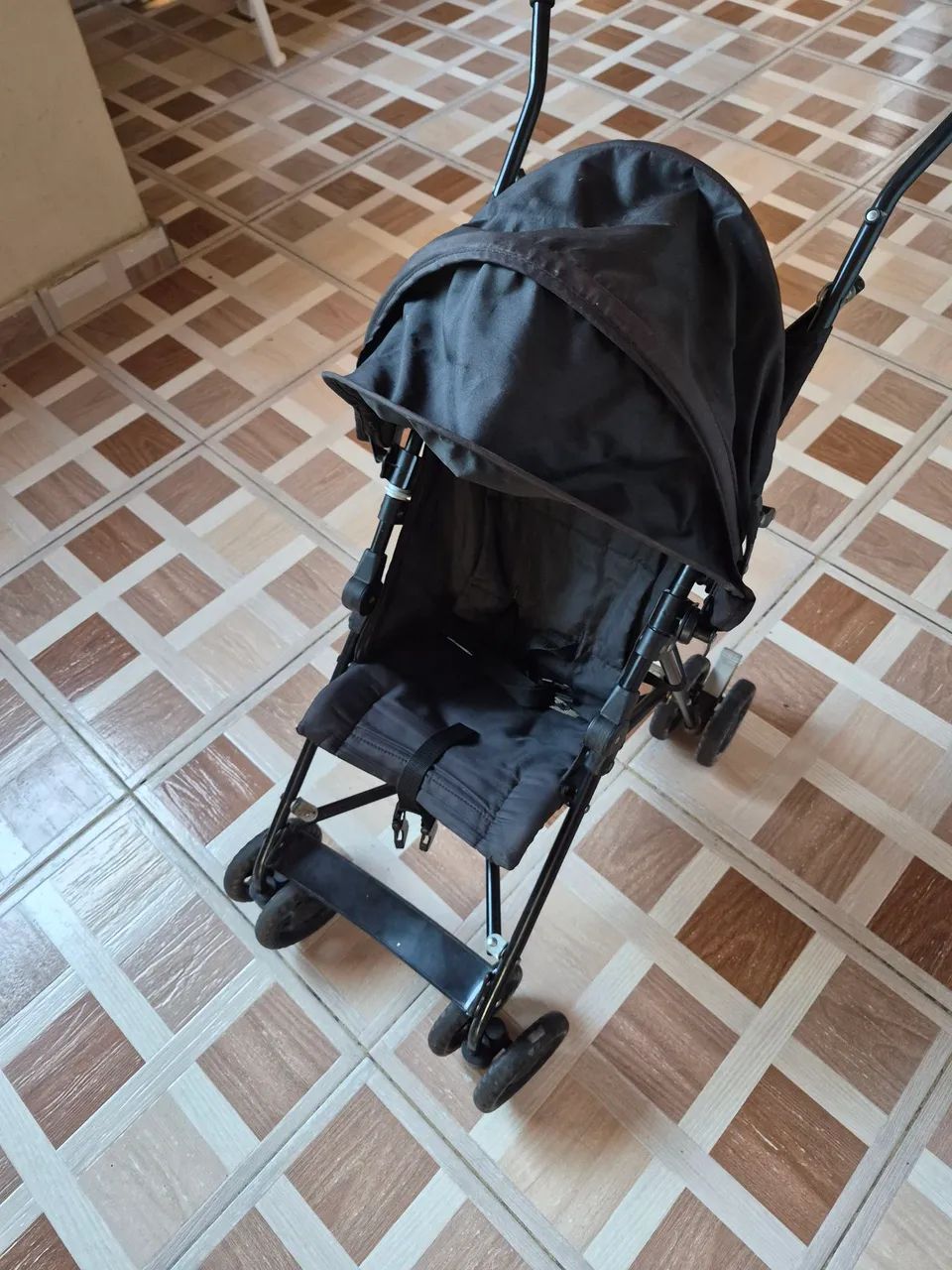Carrinho de bebê - guarda chuva - Foto 5