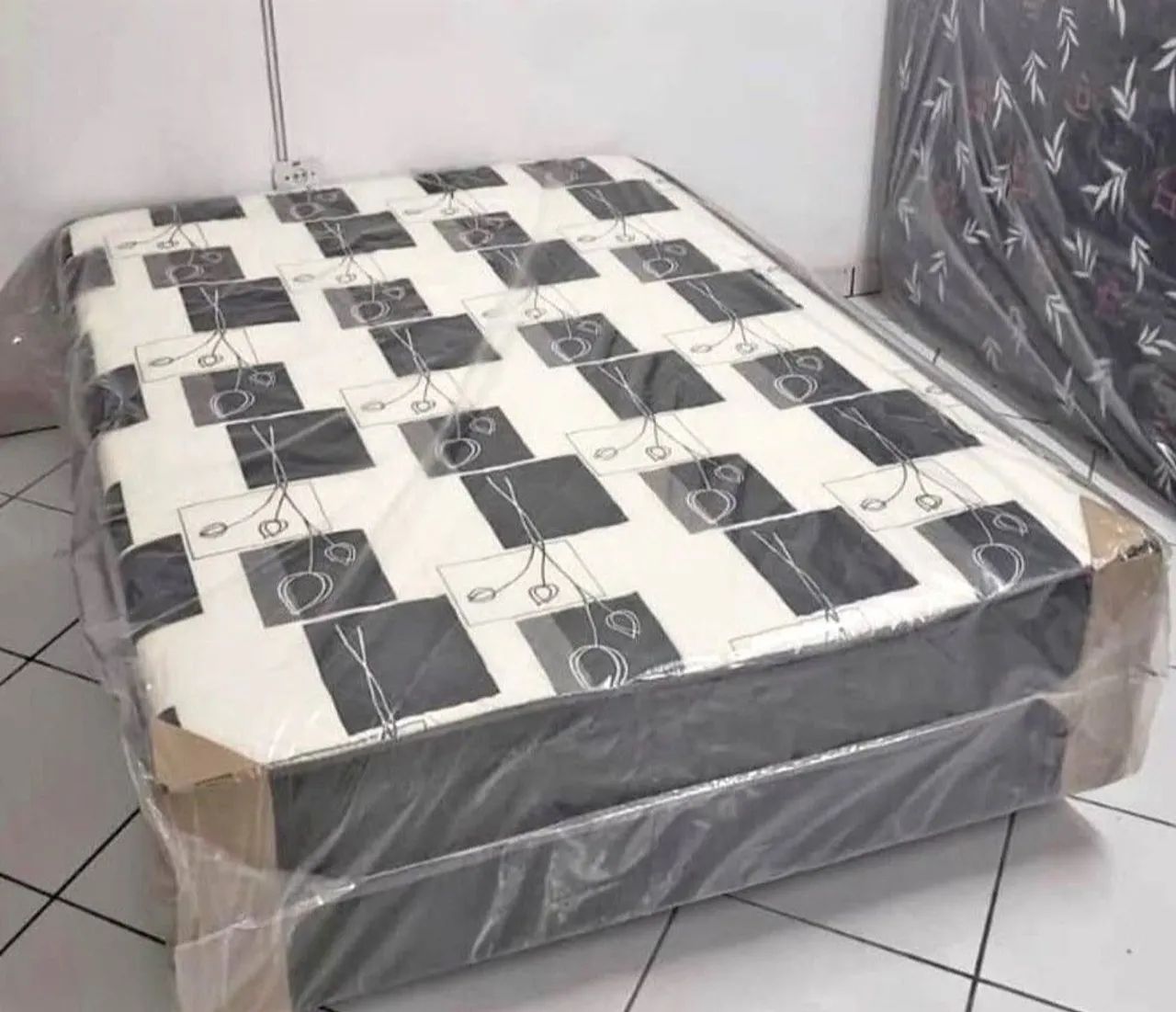 Camas box com colchão conjugado  - Foto 2