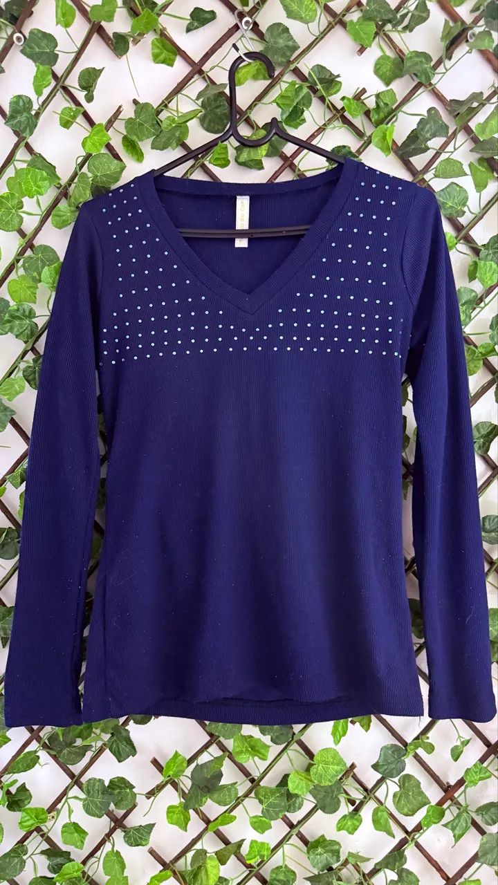 Blusa azul marinho 