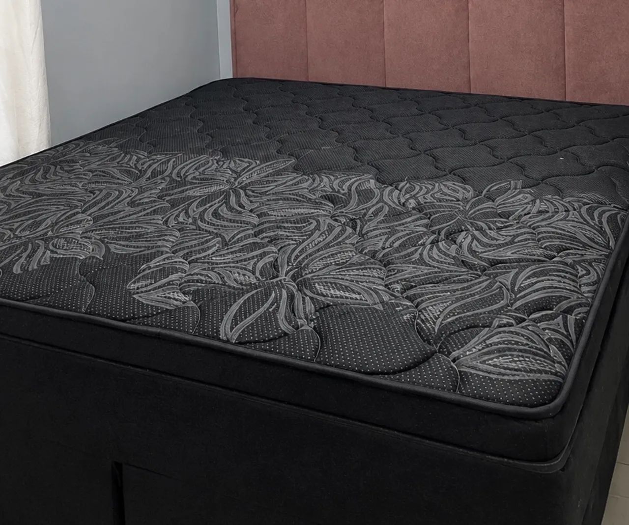 Vendo cama Superking com 3 meses de uso 1600