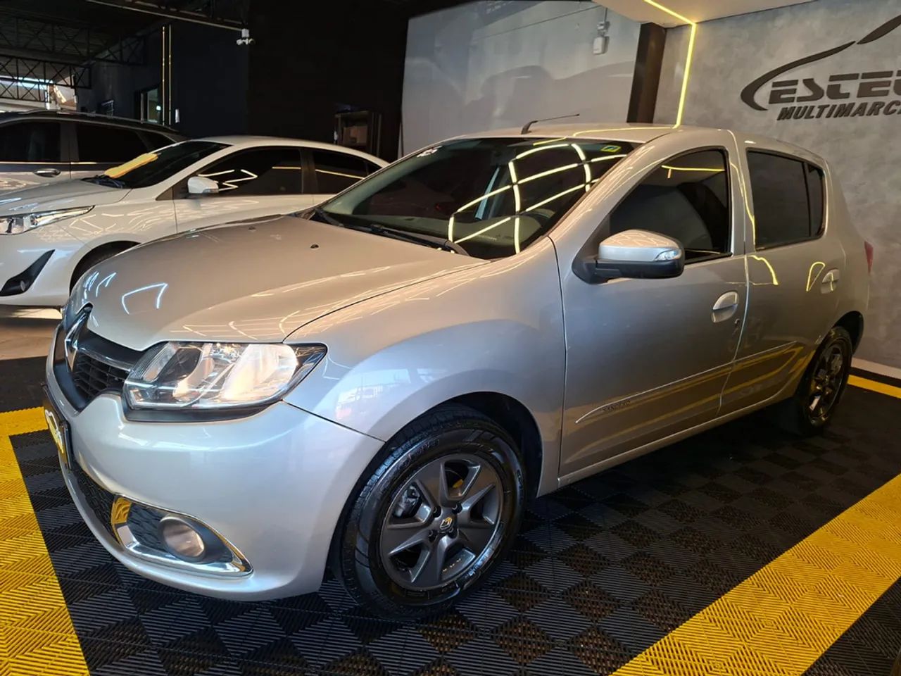 Renault Sandero Dynamique Flex 1.6 16V 5P 2016 - Foto 2