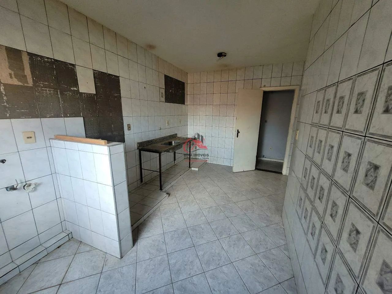 Apartamento no Centro com 2 Quartos e Garagem - Foto 15