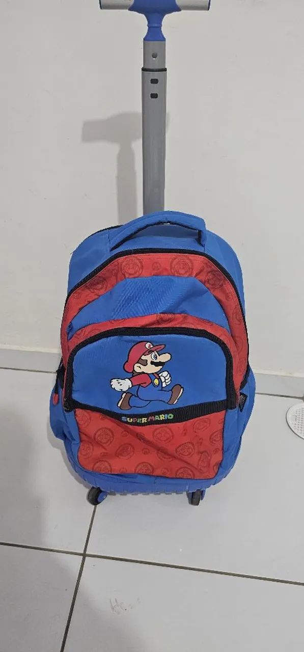 Nova ,pouca usada 