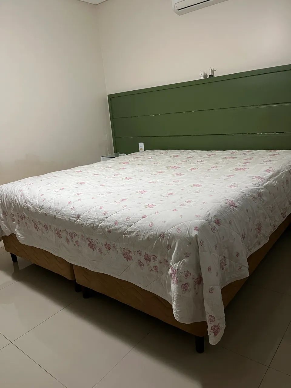 Cama box king 