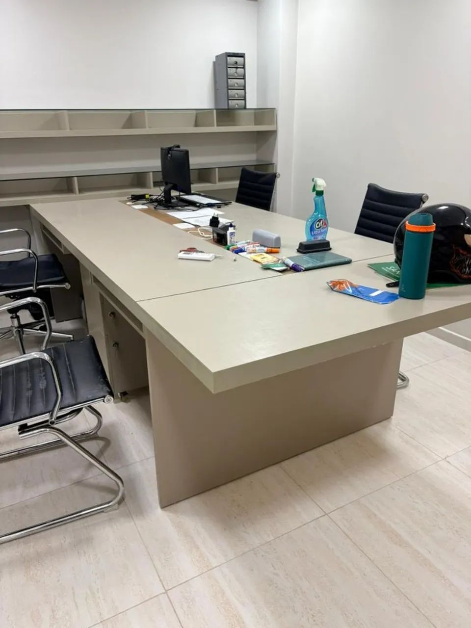 Mesa de Reuniões / Estação de Trabalho - Foto 2
