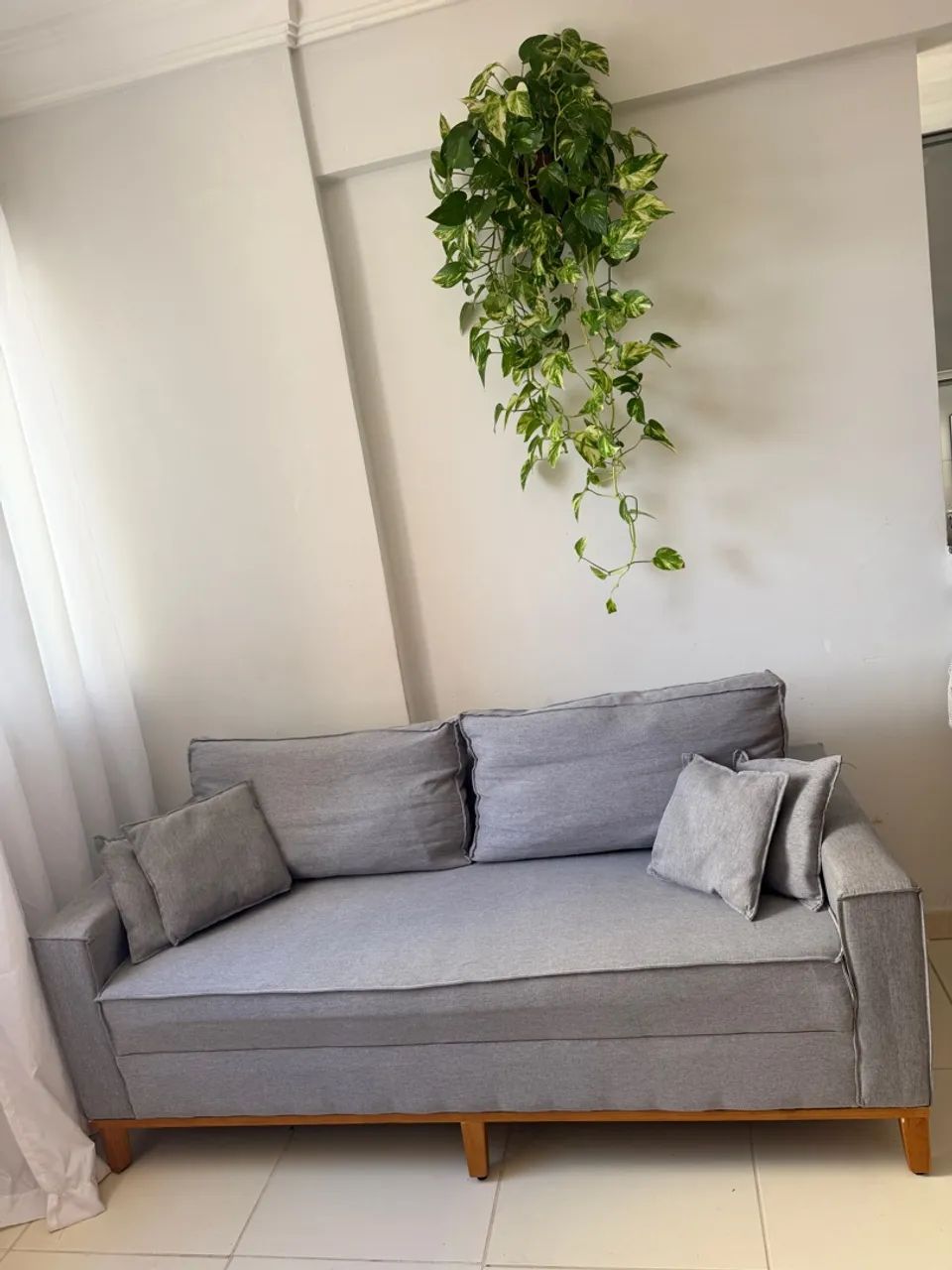 Sofá moderno minimalista linho cinza - Foto 2