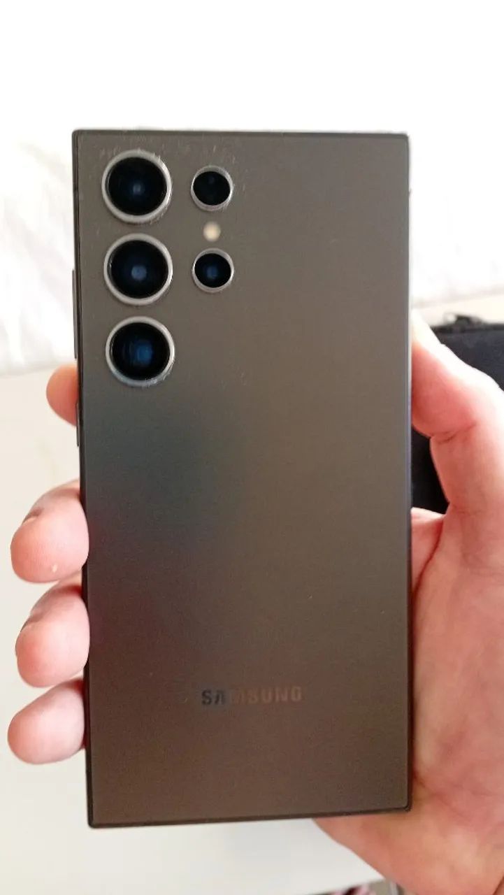 Só venda - Samsung Galaxy S24 Ultra 1 tera armazenamento 12GB de RAM + Galaxy Bud 3 Pro - Foto 2