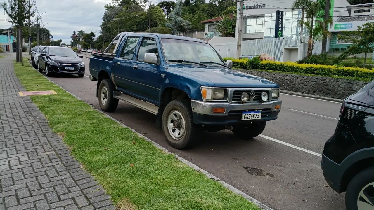 Toyota Hilux CD SR5 4X4 2.8 Diesel 1998