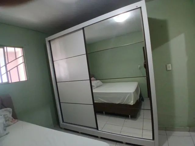 GUARDA ROUPA COM ESPELHO