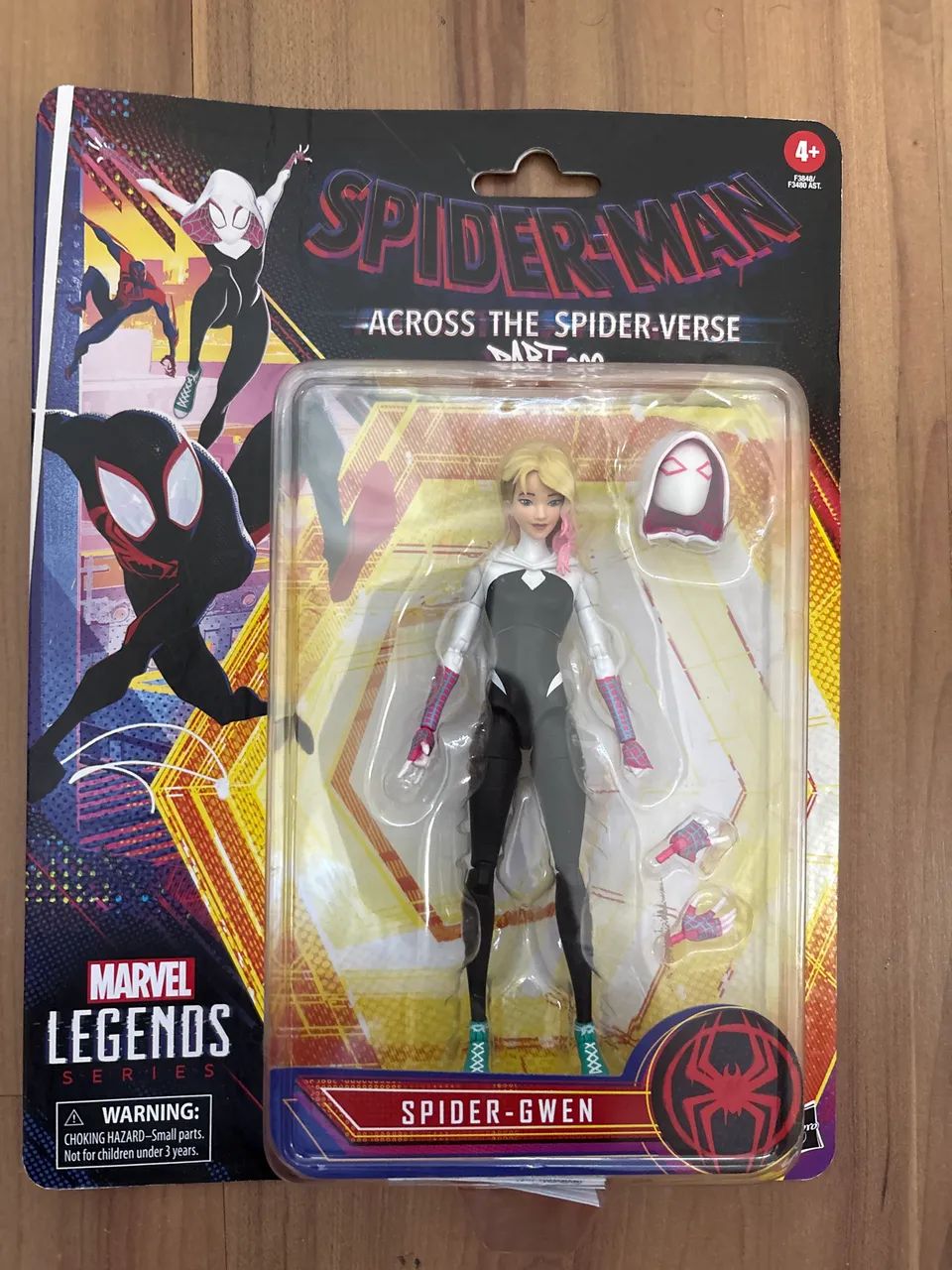 Spider Gwen Marvel Legends