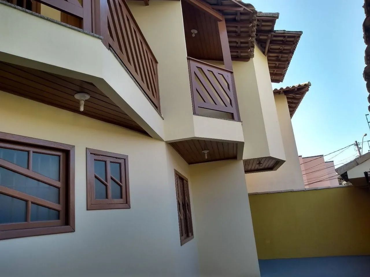 Ótima Casa Duplex ( 3 Qts/Suíte). - Foto 2