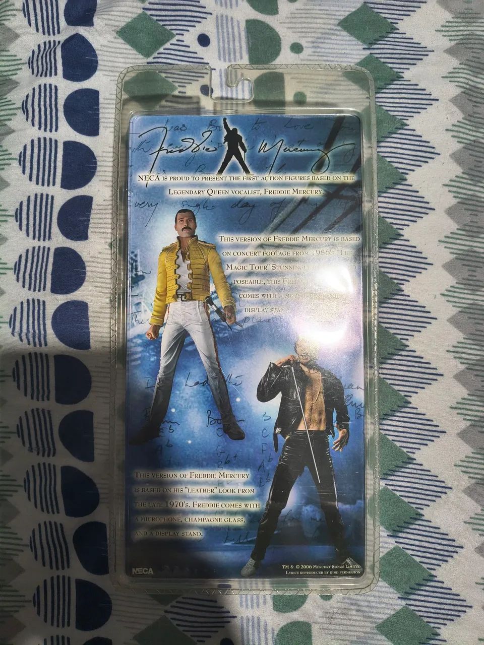 Freddie Mercury Queen 2006 NECA Original Lacrado  - Foto 4