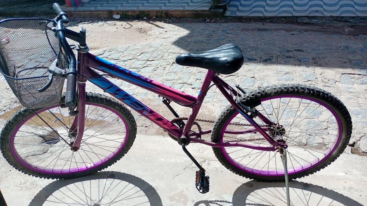 Vende se bicicleta 