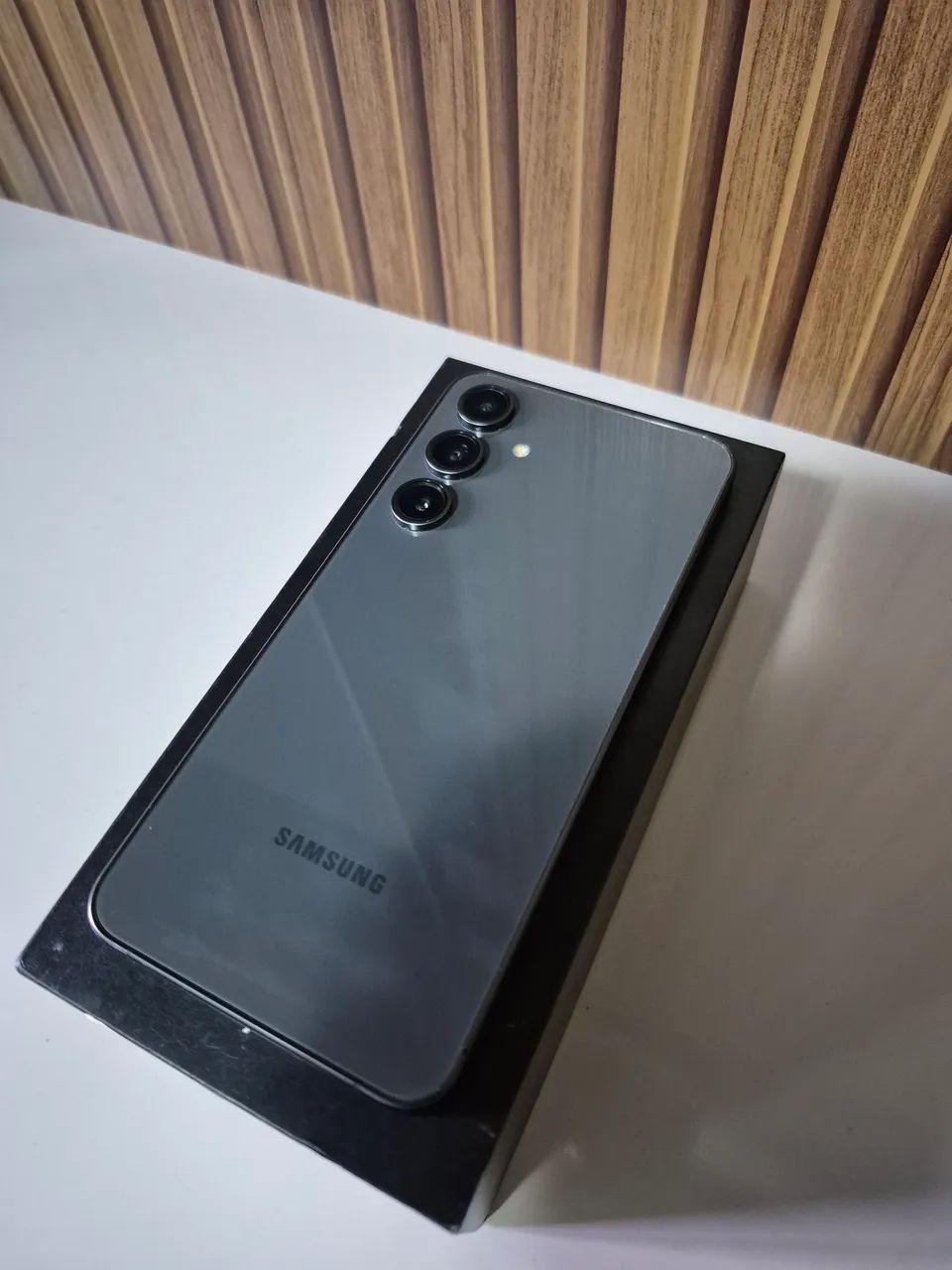 Samsung S24 FE - Foto 2