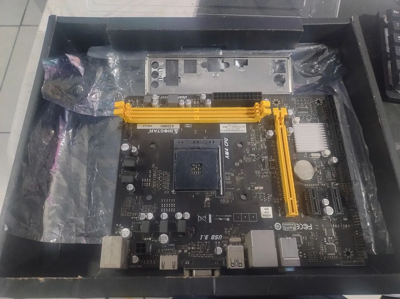 VENDO PLACA MÃE 