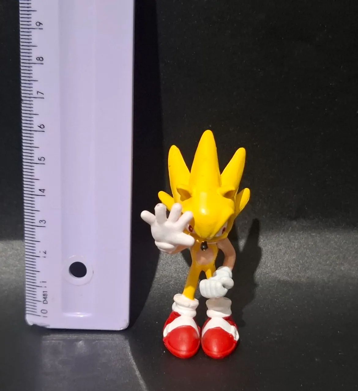Sonic Dourado miniatura Colecionável Original Sega - Foto 5