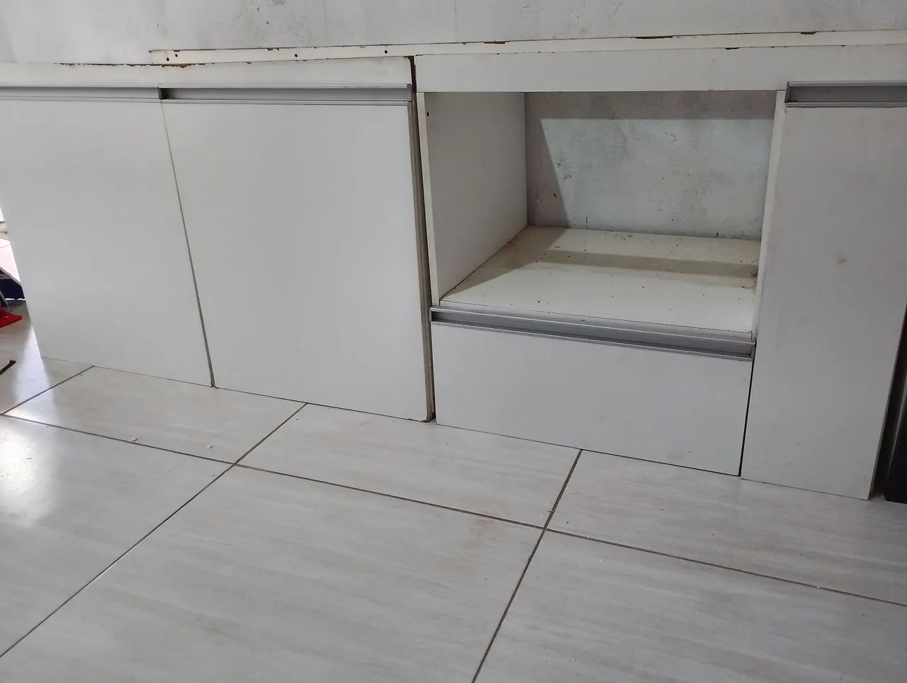 Vendo armário planejado mdf - Foto 4