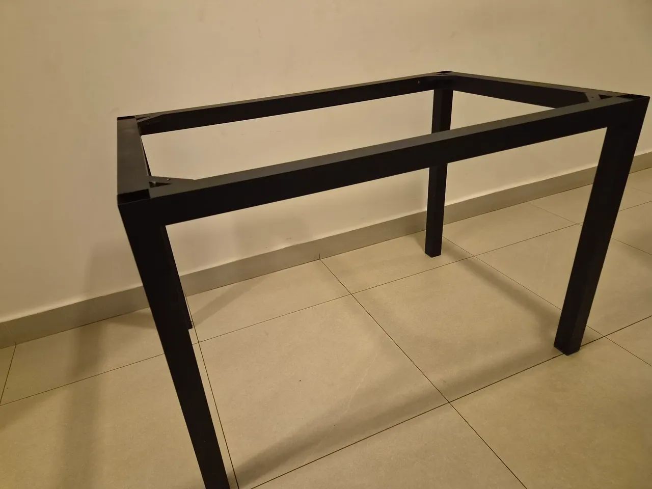 Base / Pé de Mesa Retangular em Alumínio Preto 110x75x75 cm - Foto 2