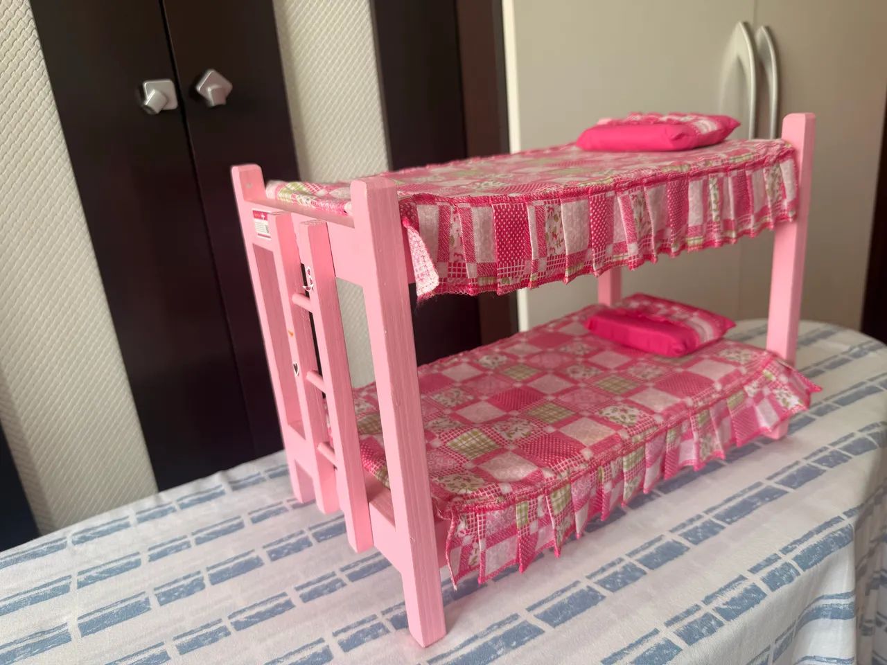 Móveis Barbie e bonecas 