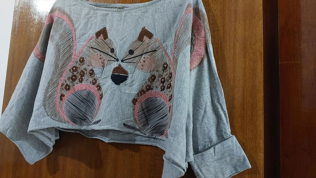blusa cropped cinza - Foto 4