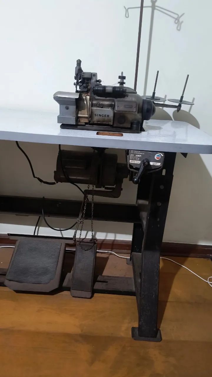 Máquina de costura industrial Overlock Singer - Foto 2