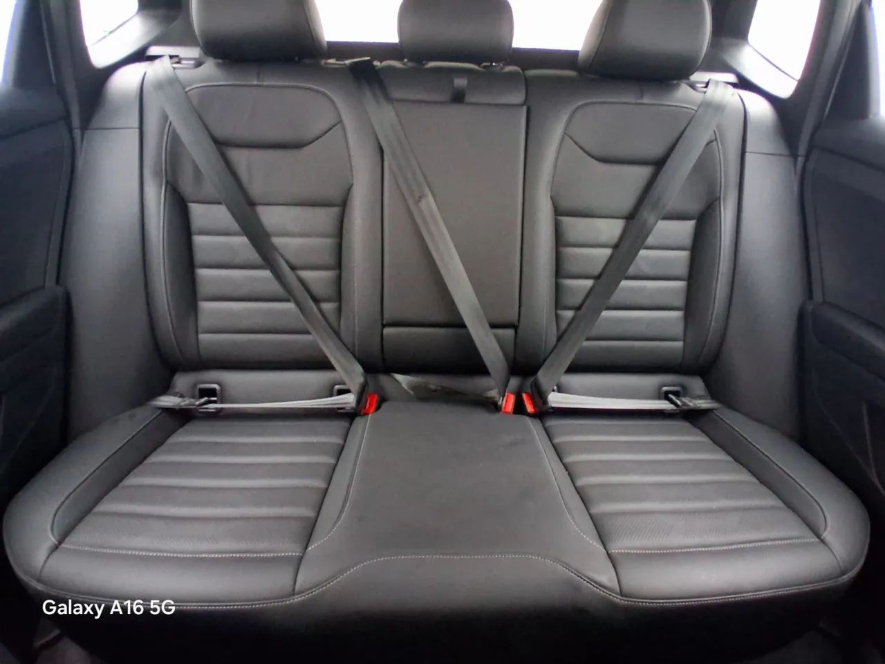 Volkswagen Taos Highline 1.4 250 TSI Flex Aut., foto 15 de 17