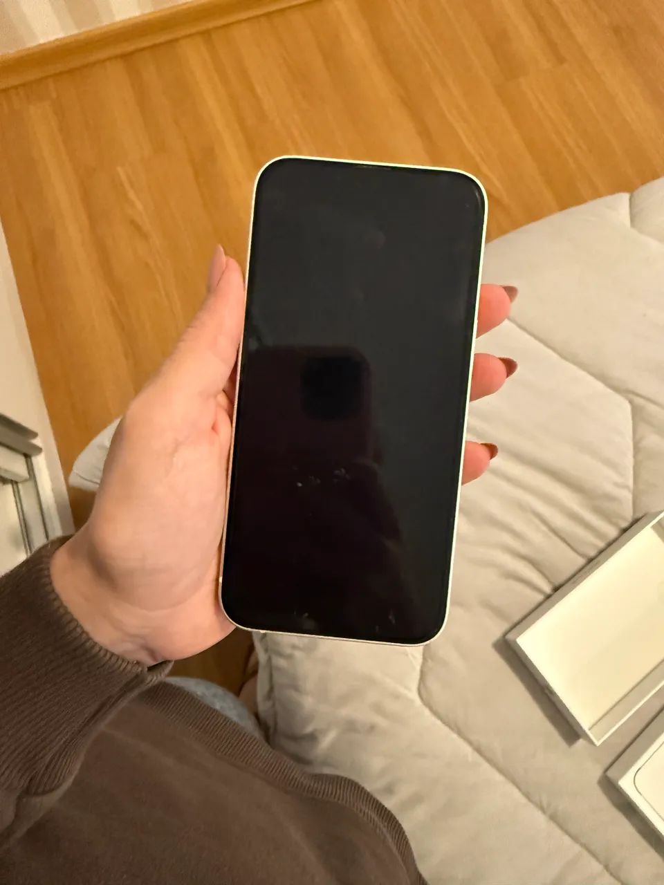 iPhone 14 branco 128GB