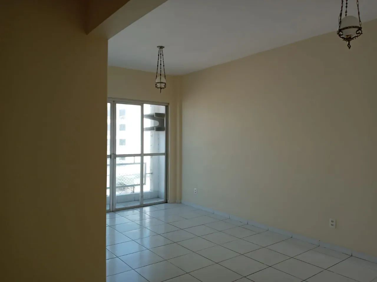 Vendo ótimo Apto 2 Qts com Suíte no Centro de Macaé - Foto 3