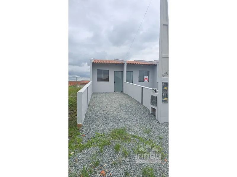 CASA RESIDENCIAL ARAQUARI - SC