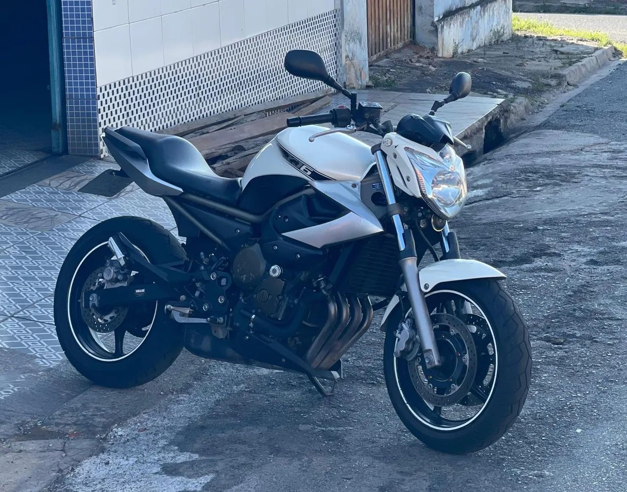 Xj6