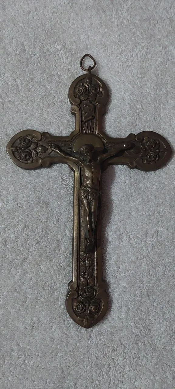 Crucifixo dourado Vintage  - Foto 3