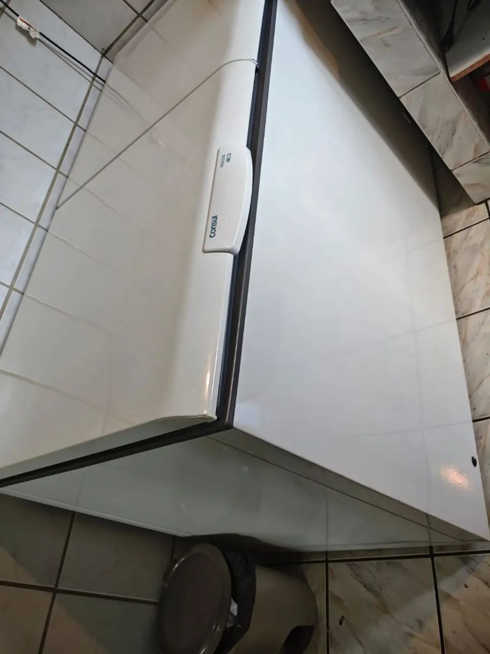 Vendo frezer semi novo - Foto 4