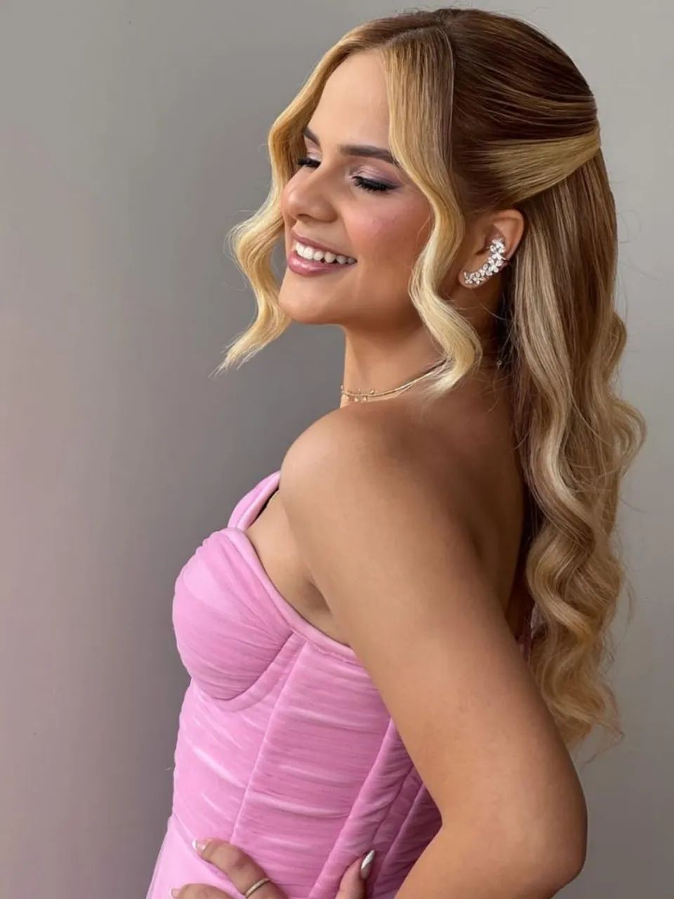 Maquiagem e penteado debutantes noivas - Foto 4
