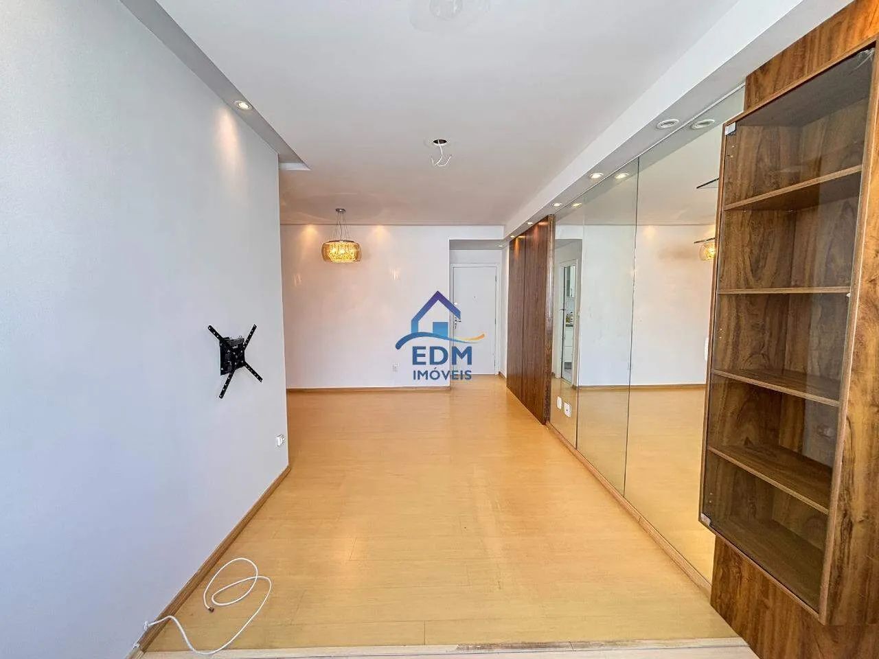 Apartamento 3 Quartos com Suíte e 2 Vagas para Alugar no Buritis - Foto 5
