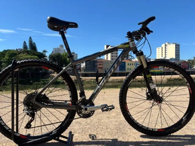 Bicicleta Seminova A29 Scott Scale Deore XT 30v Cinza
