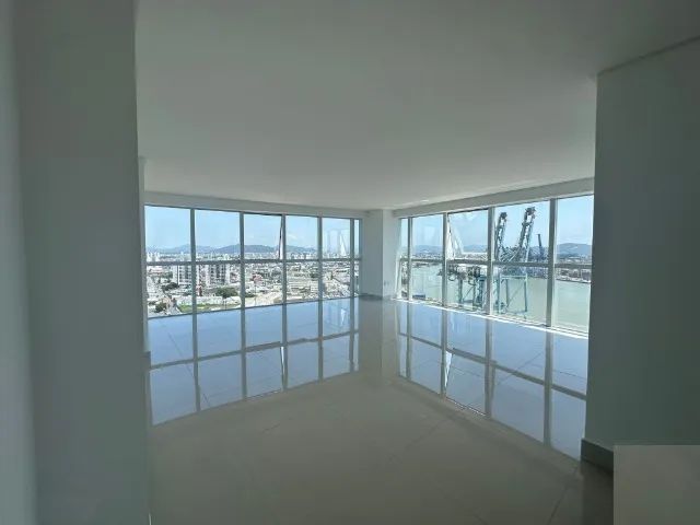 Locação Comercial - Sala com 45m² e 1 Vaga de garagem  - Itajaí