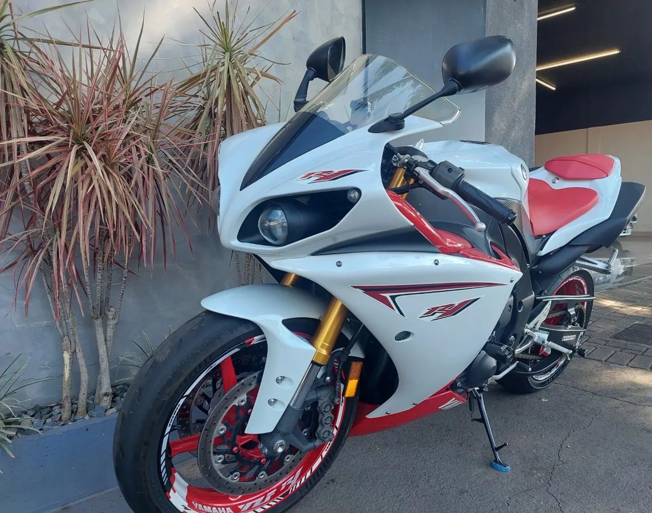 Yamaha YZF R1 - Foto 2