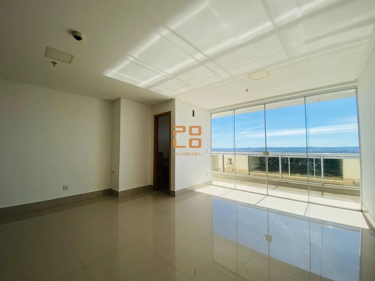 Sala comercial para alugar no Edifício Lozandes Corporate Design, no Parque Lozandes, em G - Foto 4