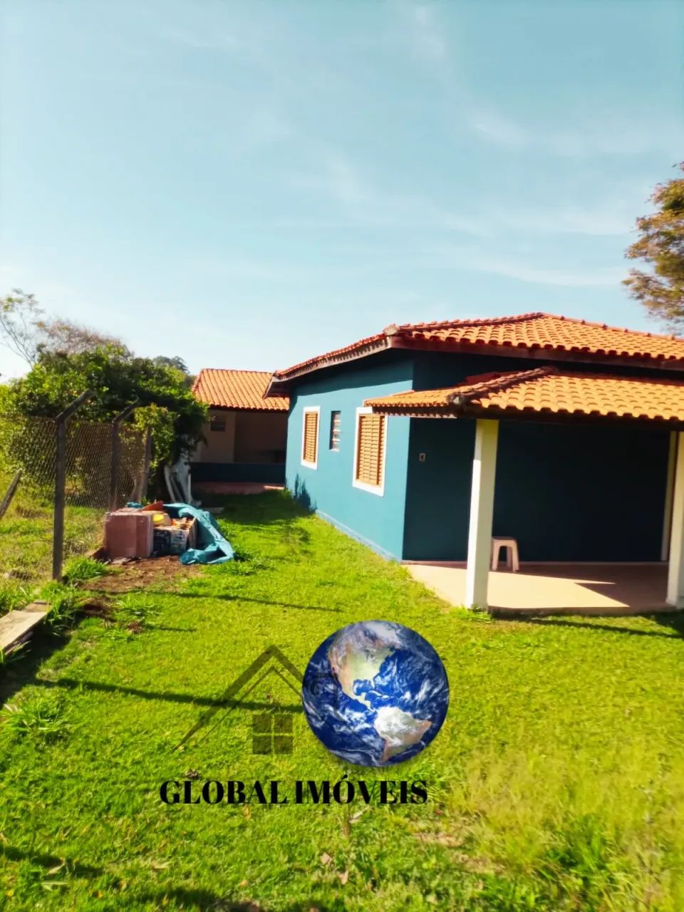 Casa toda em laje em torno de várias chácaras - 3 dormts - Foto 2