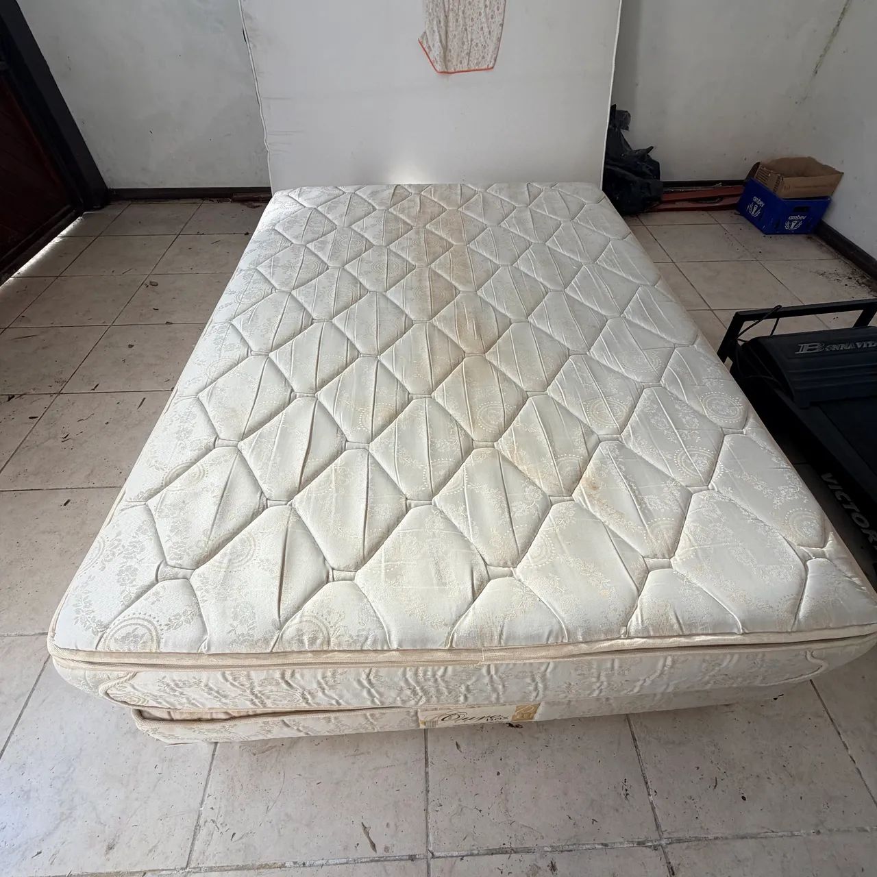 Cama box ortogon